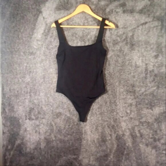 Babaton aritza bodysuit or swimsuit thong style black size large - Picture 2 of 7